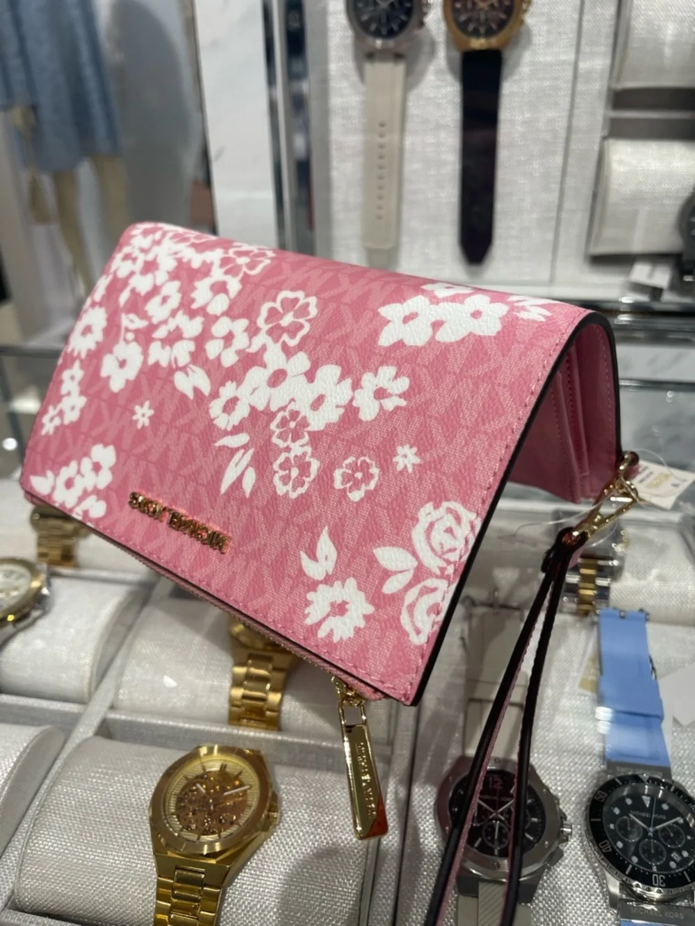 MICHAEL KORS JST Lg Double Zip Printed Signature Logo Wristlet Wallet Carnation